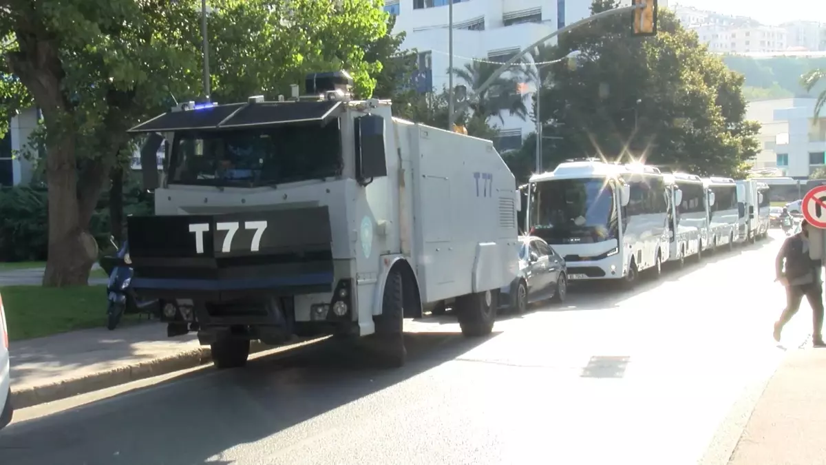 chp istanbul olaganustu kongresi yapiliyor 1QepaaWh