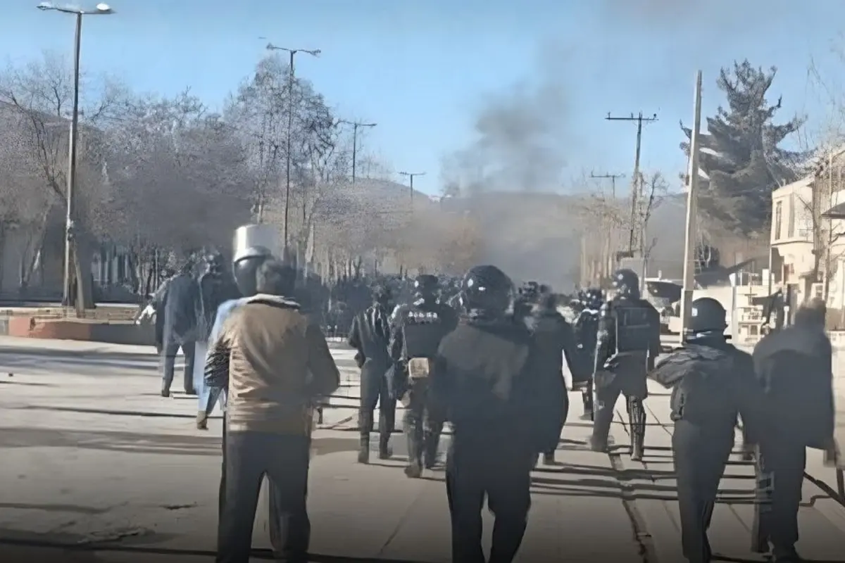 İran’da ekonomik isyan büyüyor: Can kaybı 20’ye yükseldi, gözaltı sayısı binlere dayandı