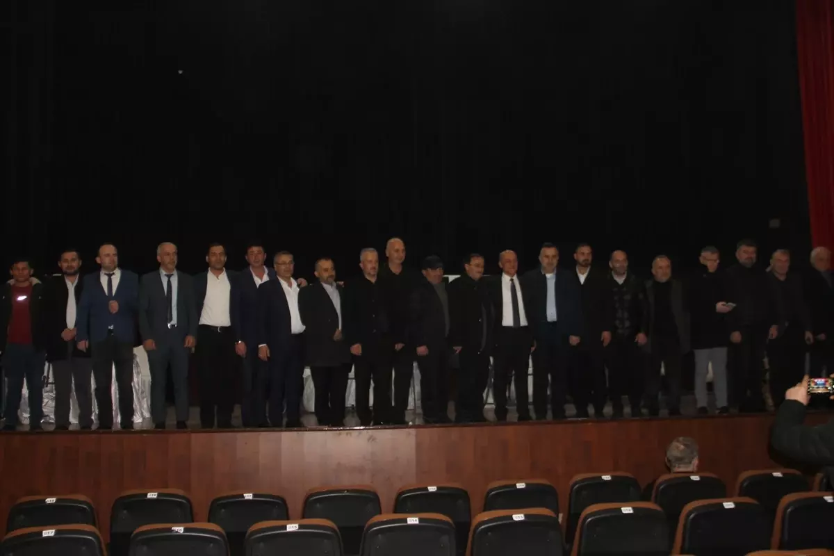 Mustafa Dündar Yeniden Seçildi