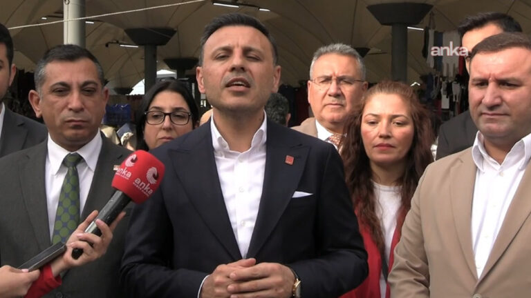 chp-istanbul-il-baskani-ozgur-celik-pazarda-yangin-var-kimse-umutsuzluga-kapilmasin-X8BwQhCZ
